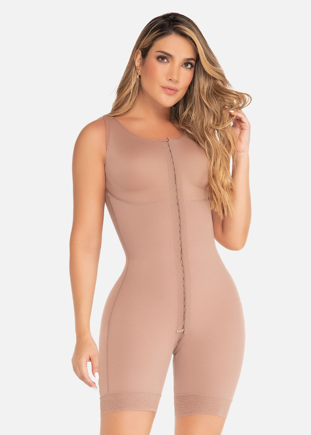 Full girdle with cup